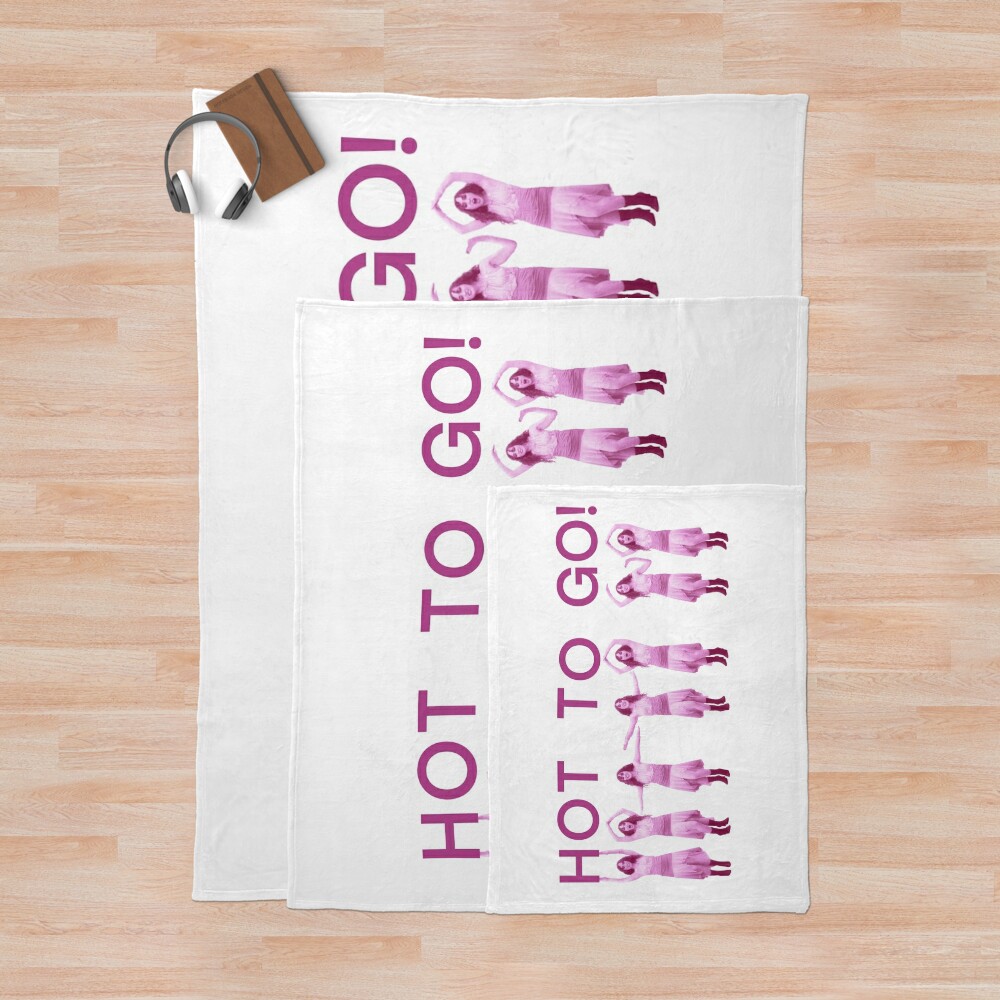 urblanket comparesquarex1000.1u2 12 - Chappell Roan Shop